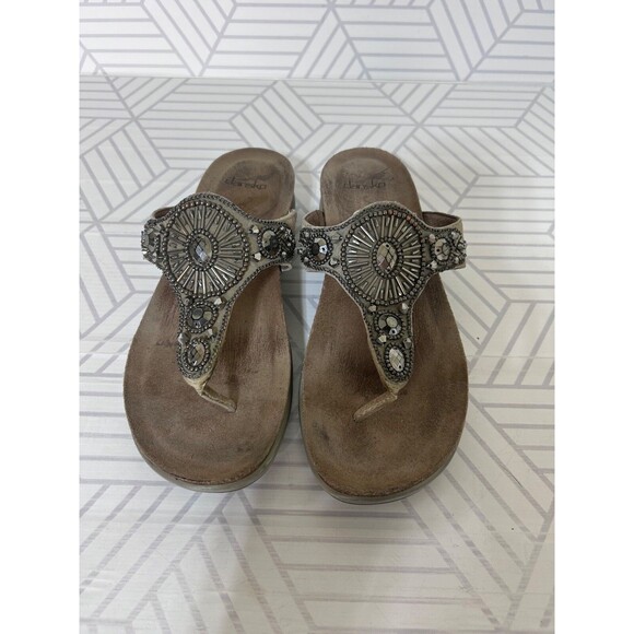 Dansko Sandals EU 38 US 7.5 Pamela Taupe Nubuck Leather Jeweled Thong Sandals - Picture 9 of 9